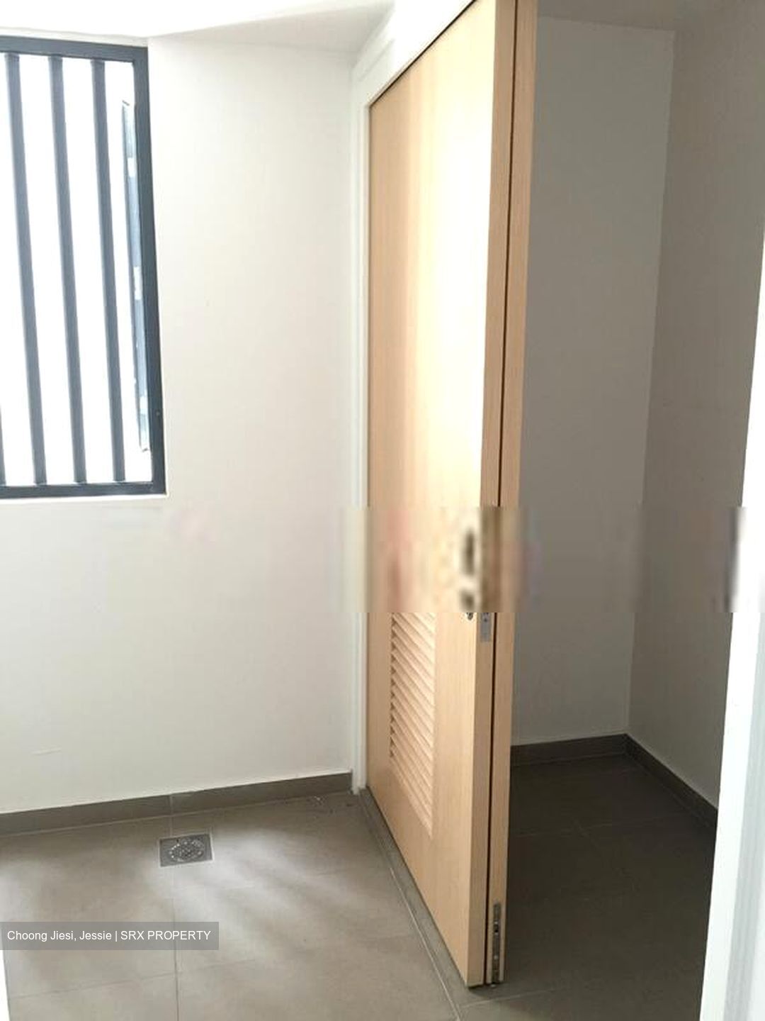 The Lakefront Residences (D22), Condominium #415225201